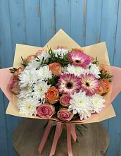 Букет цветов из:  Розы, Герберы и Хризантемы в Рощино Ставропольского края