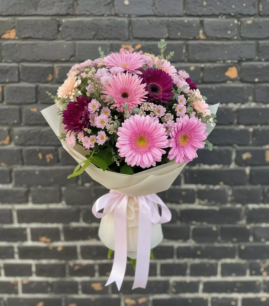 Букет цветов из: Герберы и Хризантемы в Рощино Ставропольского края