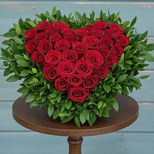 Цветочная композиция из Розы в виде сердца в Рощино Ставропольского края