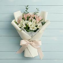 Букет цветов из:  Альстромерии в Рощино Ставропольского края