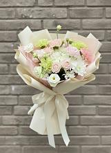 Букет цветов из:  Гвоздики, Розы, Лизиантусы и Хризантемы в Рощино Ставропольского края