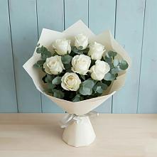 Букет Белые розы в Эвкалипте в Рощино Ставропольского края