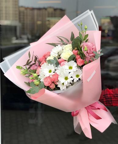Букет цветов из: Розы, Лизиантусы и Хризантемы в Рощино Ставропольского края